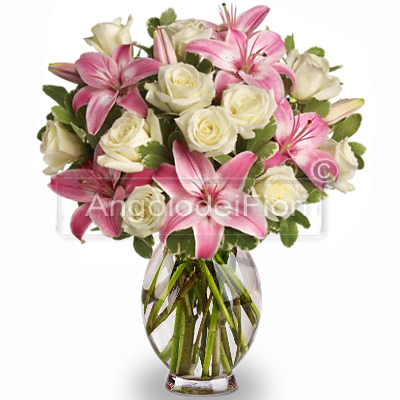 Bouquet di Lilium Rosa e Rose Bianche