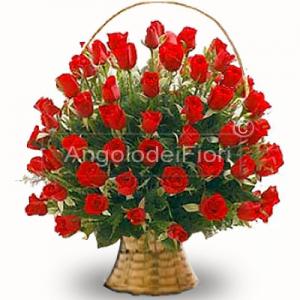 Basket Red Roses