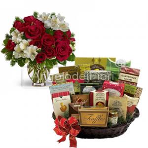 Bouquet with basket food to give to your friends or relatives